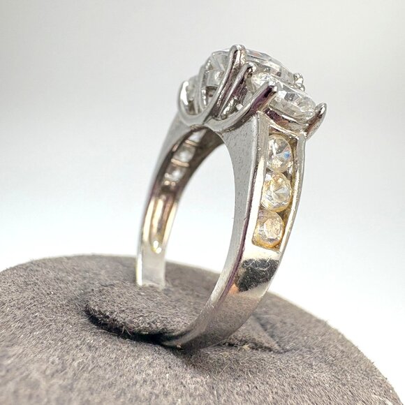 VTG Sterling Silver 925 Three Stone Cubic Zirconia Statement Ring Size 8.75 - Picture 4 of 12